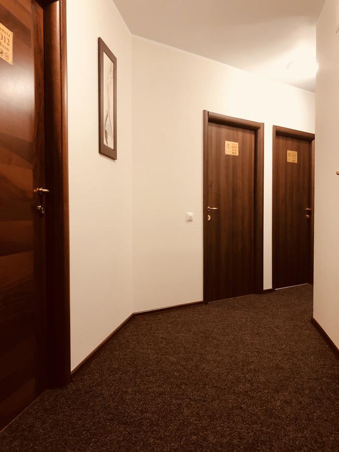 Monte Carlo Palace Rooms Bucharest Exterior photo